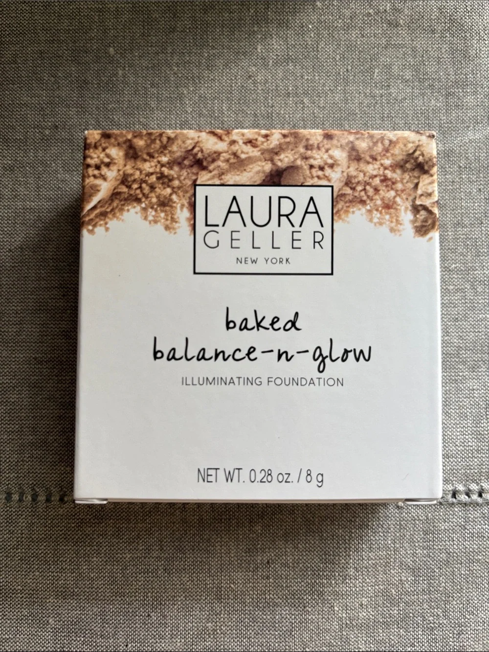 Laura Geller Baked Balance-N-Glow Illuminating Powder Foundation. Toffee.